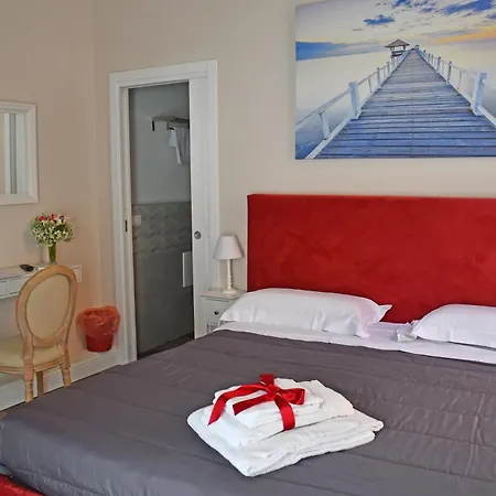B&B Romeo Luxury Rooms-2